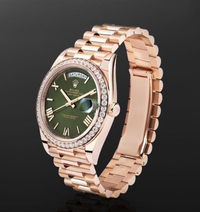 Rolex Day-date 40 228345rbr 18k Rose Gold Green Roman Dial 40 Mm