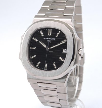 Patek Philippe Nautilus 3711 1g-001 With Paper