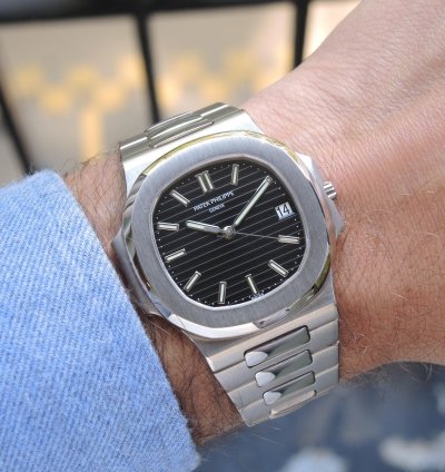 Patek Philippe Nautilus 3711 1g-001 With Paper