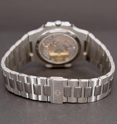 Patek Philippe Nautilus 3712 1a