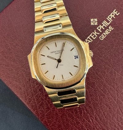 Patek Philippe Nautilus 37mm 18ct Yellow Gold Unpolished As New