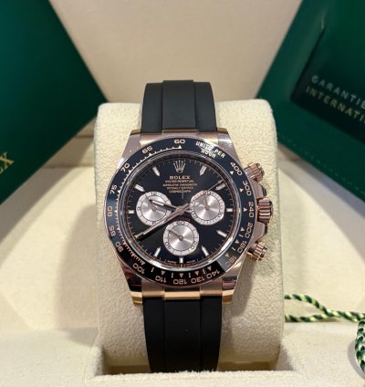 Rolex Daytona Cosmograph Daytona - Rose Gold - 126515ln - 2024