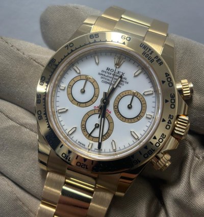 Rolex Daytona Cosmograph Daytona - Yellow Gold - White Dial - Oyster - New 2024 Box And Papers