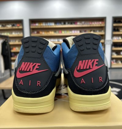 75302 Jordan 4 Retro Union Off Noir