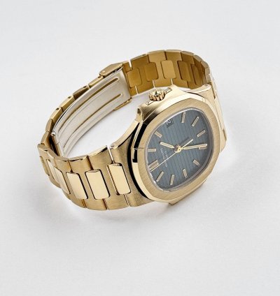 Patek Philippe Nautilus 3800 1 Yellow Gold Black Dial 1983