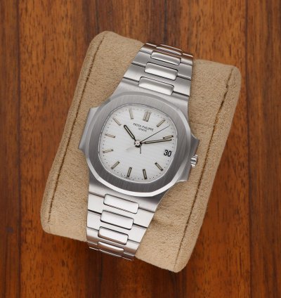 Patek Philippe Nautilus 3800 1a-011 Vintage Steel White Dial Fullset Service Perfect Condition