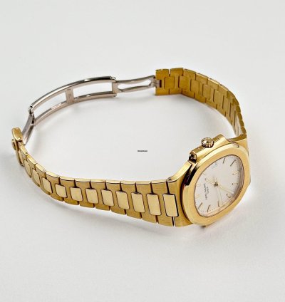 Patek Philippe Nautilus 3800 1j-001 Yellow Gold White Dial 2000