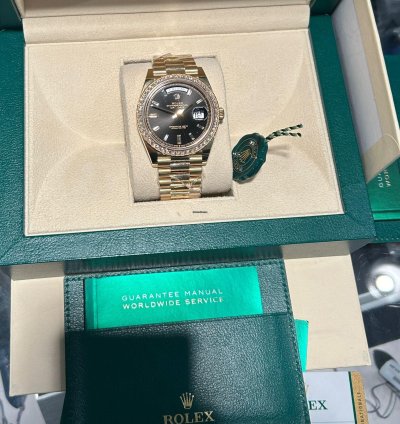Rolex Day-date 40 228348rbr Black Old Card