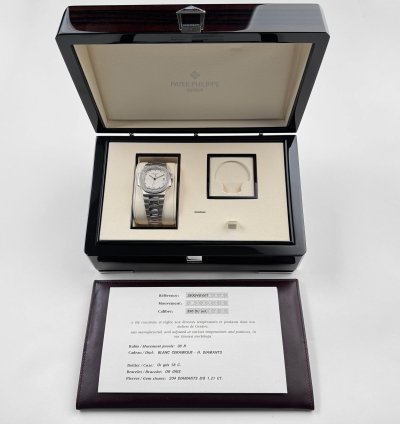 Patek Philippe Nautilus 3800 4g-001 White Gold White Dial Diamond Set 2004