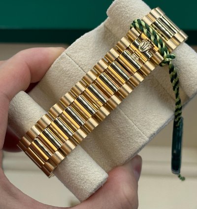 Rolex Day-date 40 228348rbr Pave