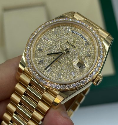 Rolex Day-date 40 228348rbr Pave