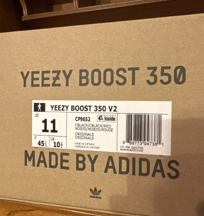 Yeezy 350 Boost V2 Bred Black Red 2020 New