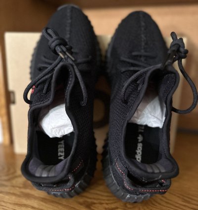 Yeezy 350 Boost V2 Bred Black Red 2020 New