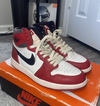 Air Jordan 1 Chicago Lost And Found Size 8 5