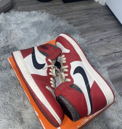 Air Jordan 1 Chicago Lost And Found Size 8 5