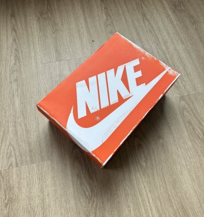 Air Jordan 1 Chicago Lost Found