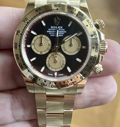 Rolex Daytona Cosmograph Daytona 126508 Yellow Gold Black Dial