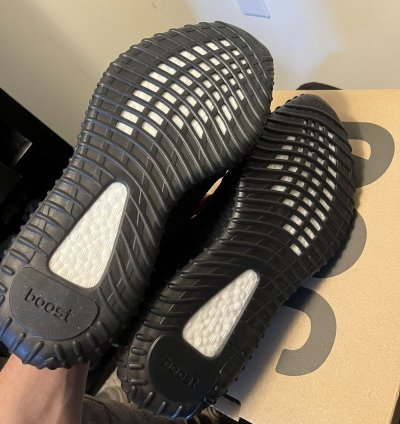 Yeezy 350 Onyx