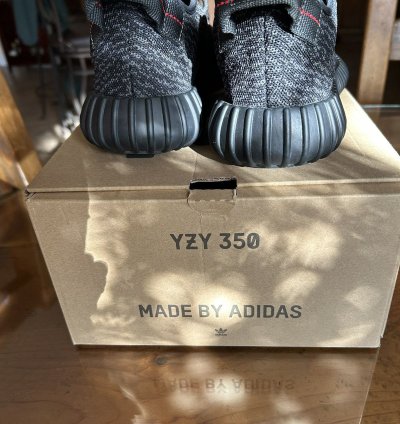 Yeezy 350 Pirate Black V1 2023