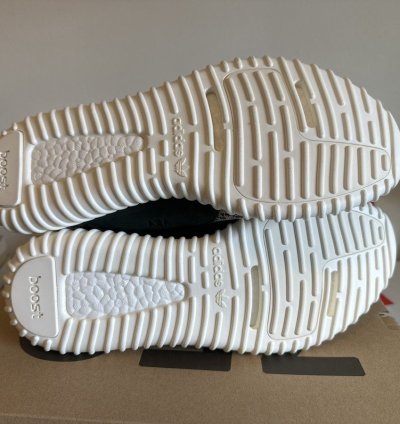 Yeezy 350 Turtle Dove 2023