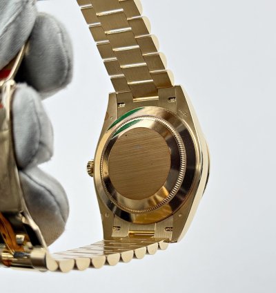 Rolex Day-date 40 228348rbr Yellow Gold Green Roman Numeral Dial Diamond Bezel 2024