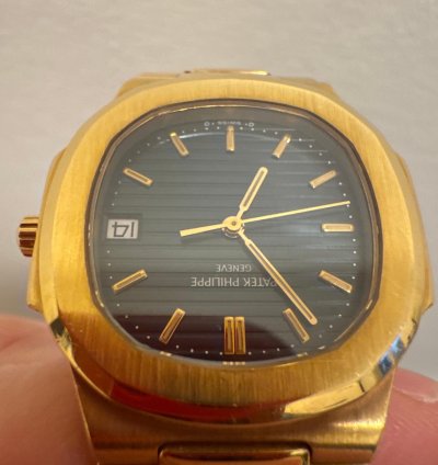 Patek Philippe Nautilus 3900 Full Set Yellow Gold