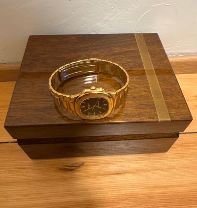 Patek Philippe Nautilus 3900 Full Set Yellow Gold