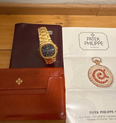 Patek Philippe Nautilus 3900 Full Set Yellow Gold