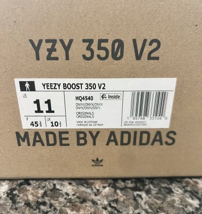 Yeezy 350 V2