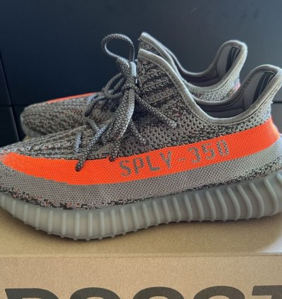Yeezy 350 V2 Beluga