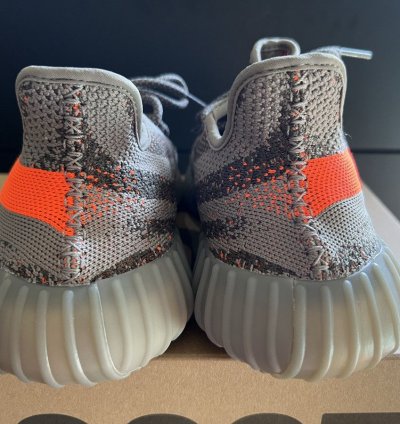 Yeezy 350 V2 Beluga