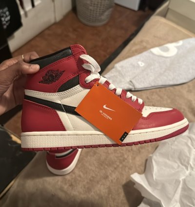 Air Jordan 1 Lost And Found