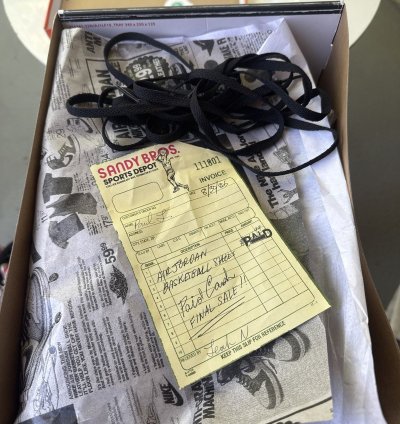 Air Jordan 1 Lost And Found Chicago