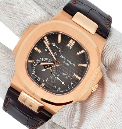 Patek Philippe Nautilus 40mm Rose Gold Watch 5712r-001 Box Papers