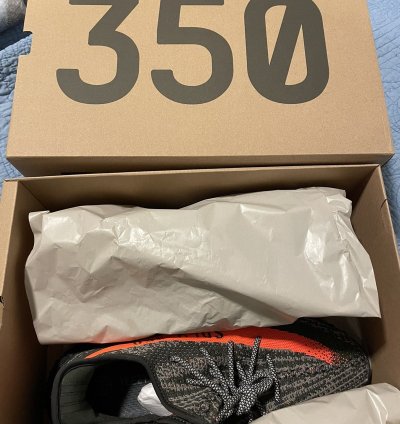 Yeezy 350 V2 Carbon Beluga Size 13 Brand New