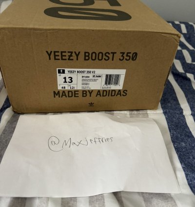 Yeezy 350 V2 Core Black White