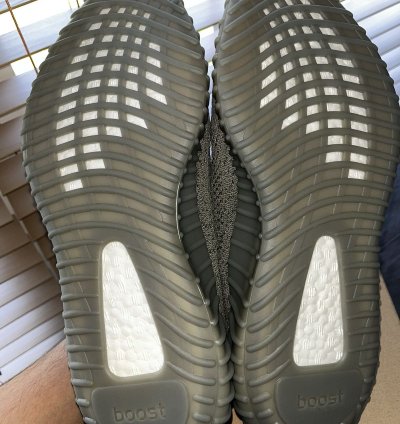 Yeezy 350 V2 Granite Adidas - Size 10 5 Ds