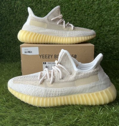 Yeezy 350 V2 Natural Size 9 5 Brand New