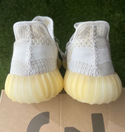 Yeezy 350 V2 Natural Size 9 5 Brand New