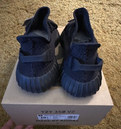 Yeezy 350 V2 Onyx