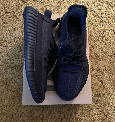 Yeezy 350 V2 Onyx