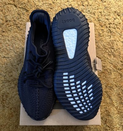Yeezy 350 V2 Onyx