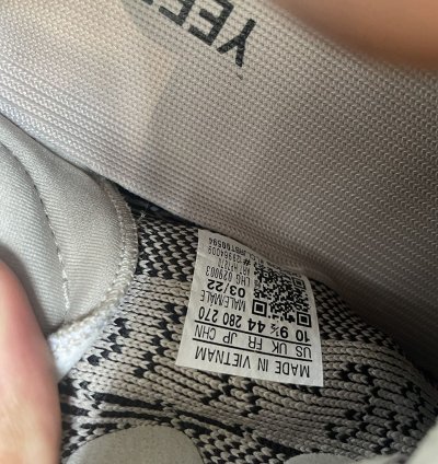 Yeezy 350 V2 Slate