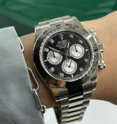 Rolex Daytona Cosmograph Daytona 126509-0002 Diamonds Black
