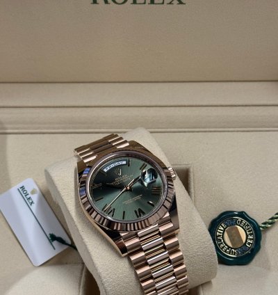 Rolex Day-date 40 40mm - 228235 - Olive Dial - Anniversary - 2024 - Rose Gold