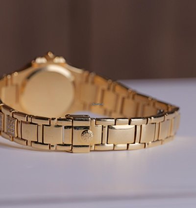Patek Philippe Nautilus 4700 54j-001