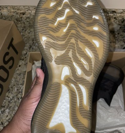 Yeezy 380 Onyx non Reflective