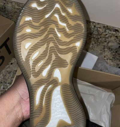 Yeezy 380 Onyx non Reflective