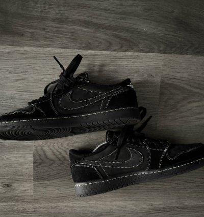 Air Jordan 1 Low Travis Scott Phantom