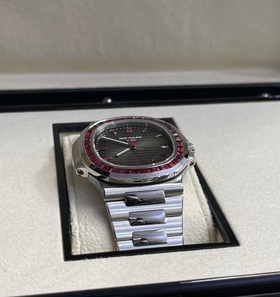 Patek Philippe Nautilus 5711 112p-010 Platinum Nautilus With Ruby Diamonds Unworn
